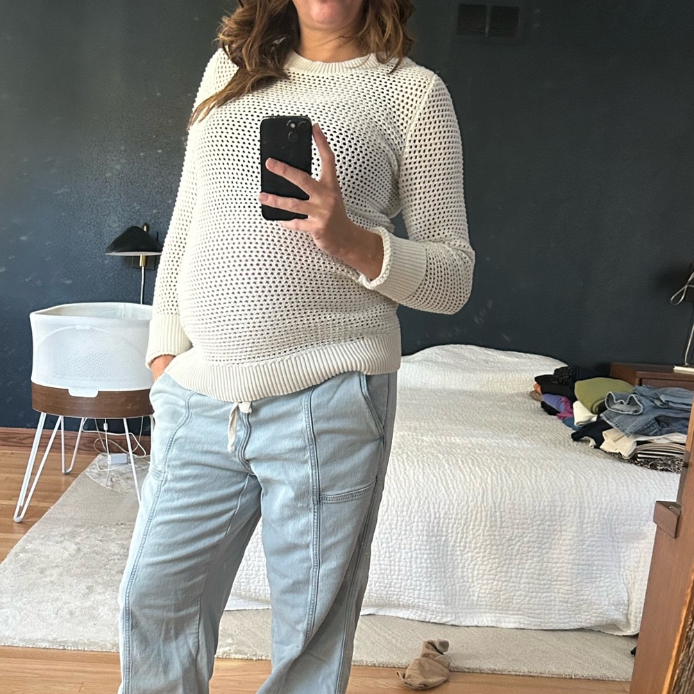 Gap maternity sweater